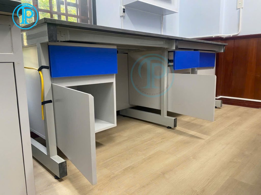 noi that phong thi nghiem 4