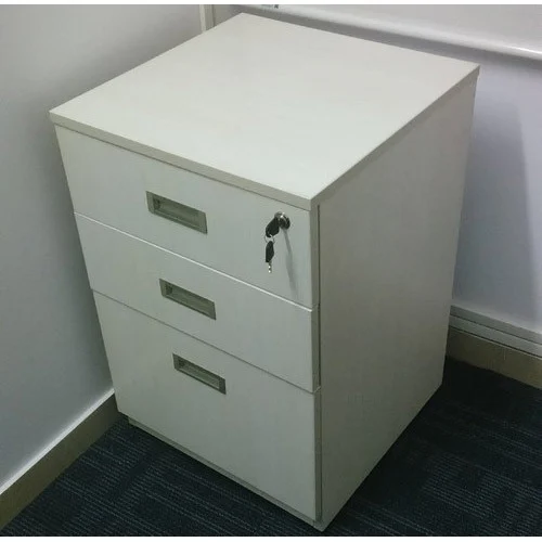 Hộc tủ di động phòng thí nghiệm HT03 3 Hộc tủ di động phòng thí nghiệm HT03