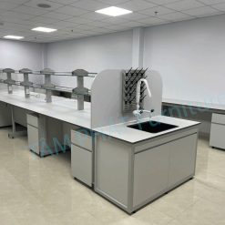 Bàn thí nghiệm trung tâm BTNTT12