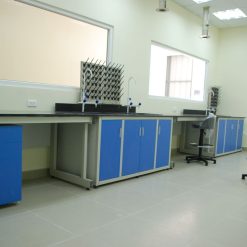 Bàn thí nghiệm áp tường BTNAT05